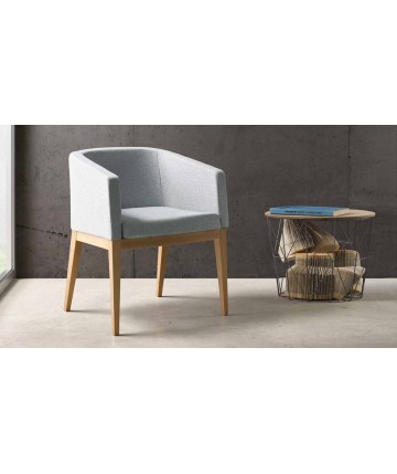 Sillón de madera de haya tapizado DS690TTRS