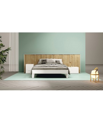 Dormitorio de matrimonio con cabezal y mesitas DS306C03