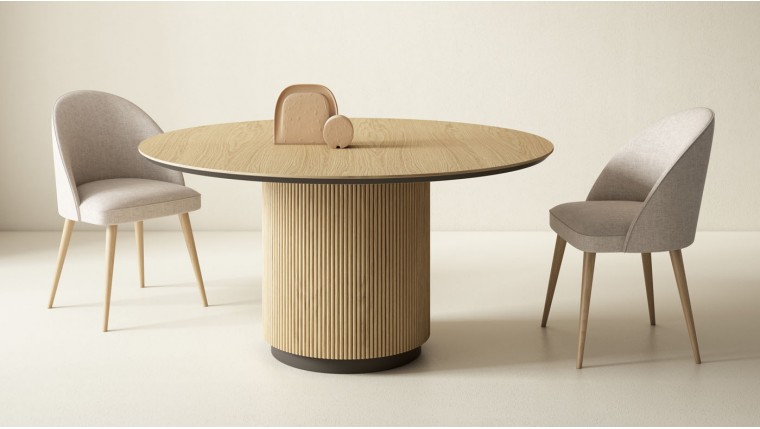 Mesa de comedor redonda con extensible central de 65 cm, sobre de madera  lacada en blanco mate y base en acero lacado color cobre.