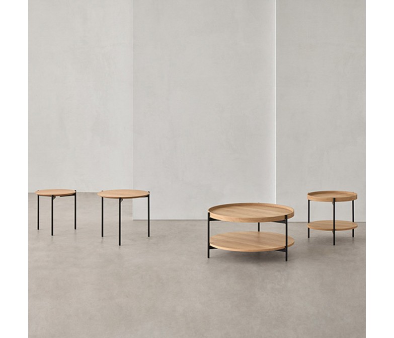 Mesa de centro en roble con patas metálicas DS384DRN