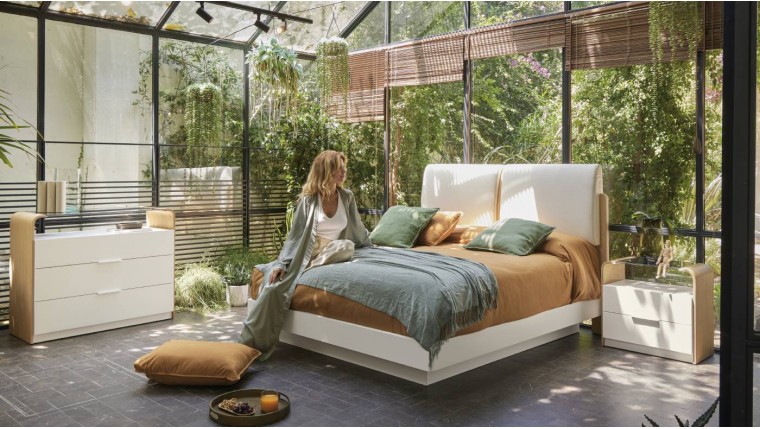 Dormitorio estilo contemporáneo con cabecero tapizado y luz led DS317ANNA