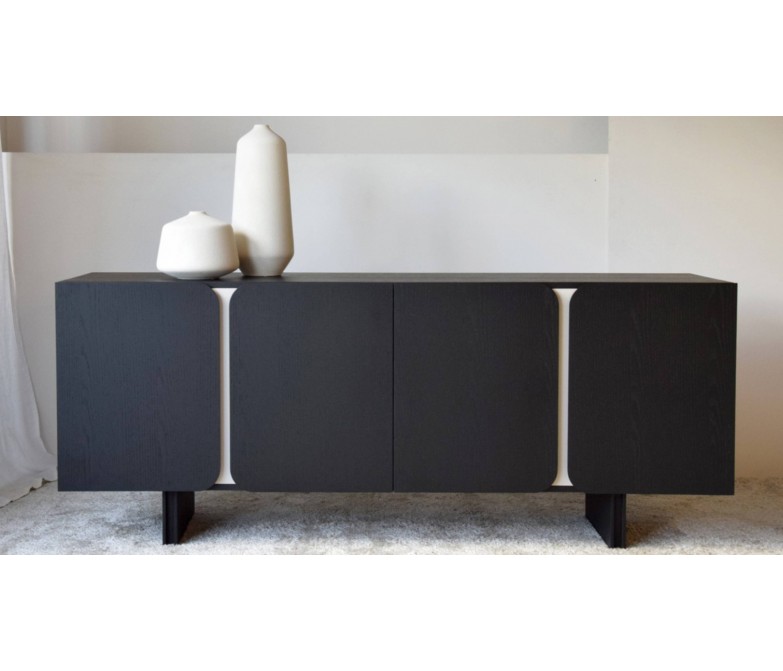 Aparador con 4 puertas de roble elegante DS37334H2320AN