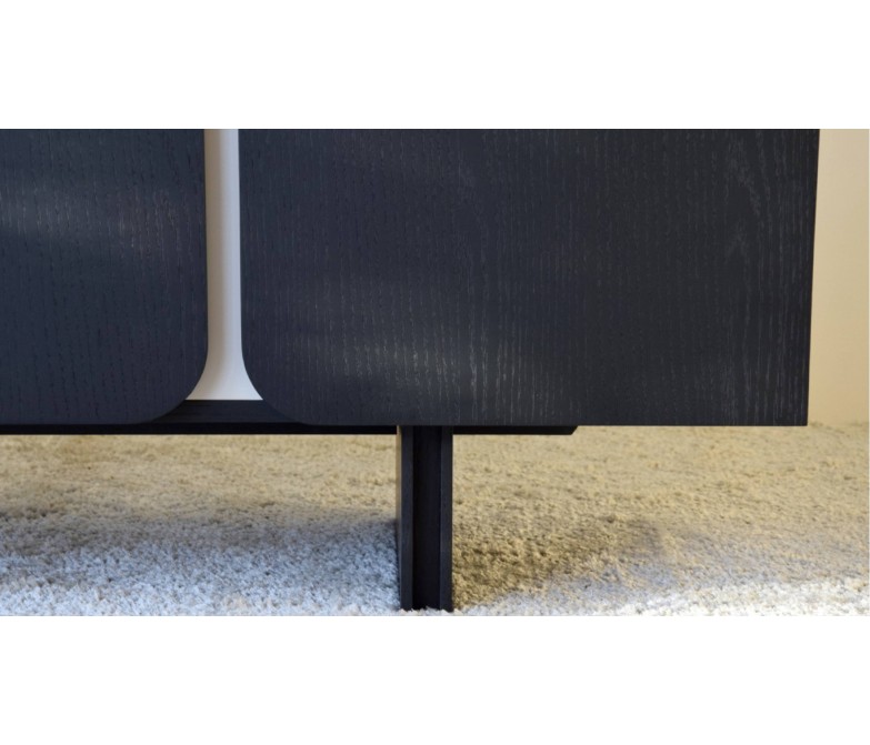 Aparador con 4 puertas de roble elegante DS37334H2320AN