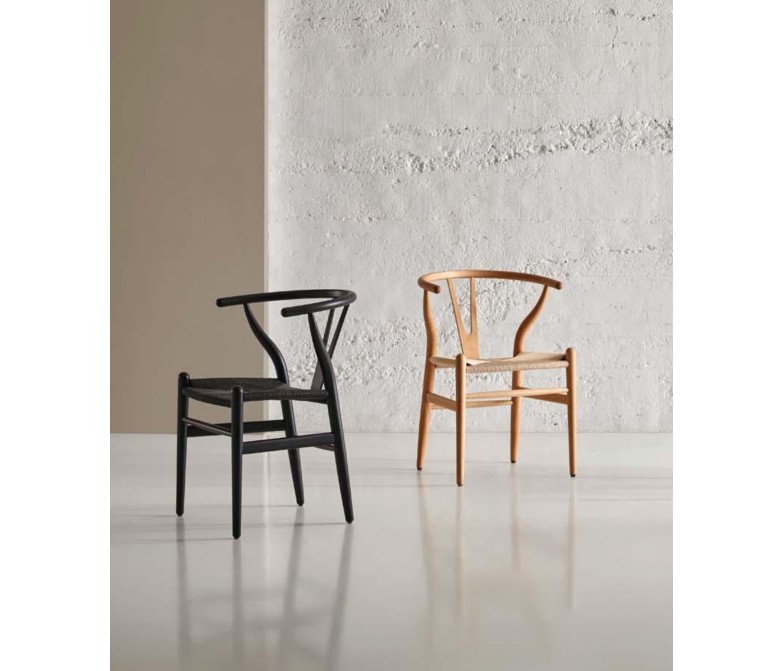 Silla de madera de diseño escandinavo