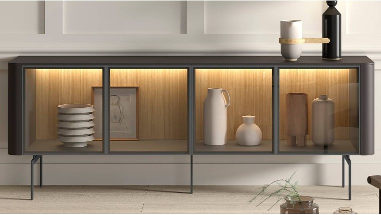 Aparador moderno con puertas de cristal DS648B036