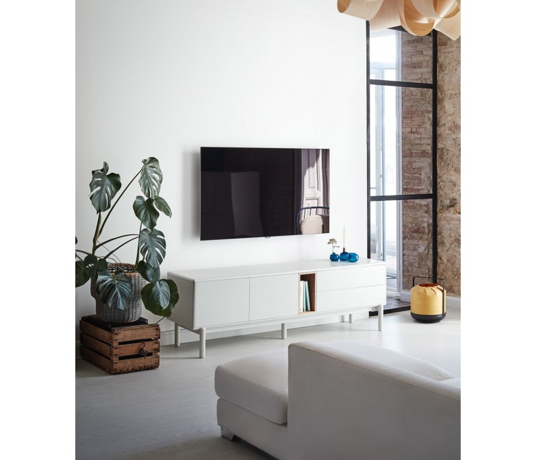 Mueble para TV de líneas rectas y suaves DS104CRV